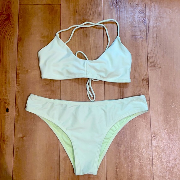 Bathingsuit - Picture 1 of 5